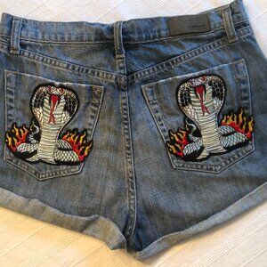 ❤️ Cobra Calmar Los Angeles Jean Shorts